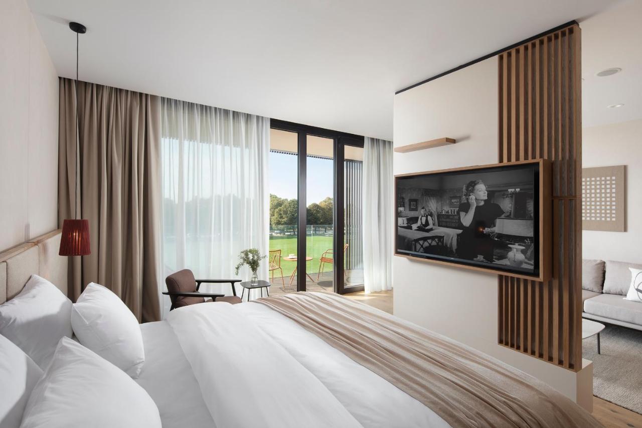 Hotel Materra Осиек Экстерьер фото